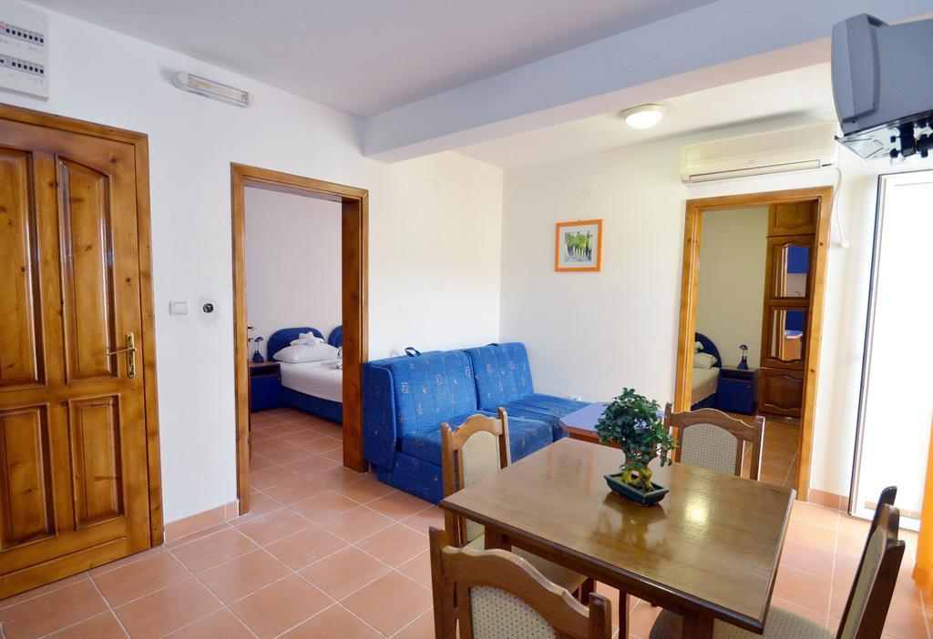 Guest House Villa Iva Budva Rum bild