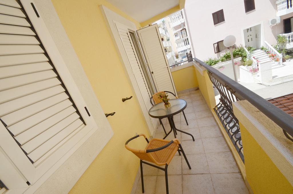 Guest House Villa Iva Budva Rum bild