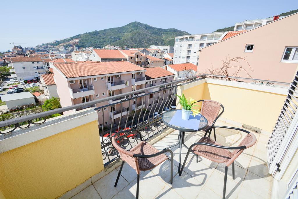Guest House Villa Iva Budva Rum bild